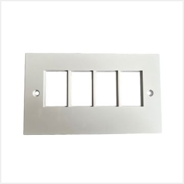 Connectix LJ6C UK Quad Faceplate (4 x RJ45 slot) White, 008-009-004-00